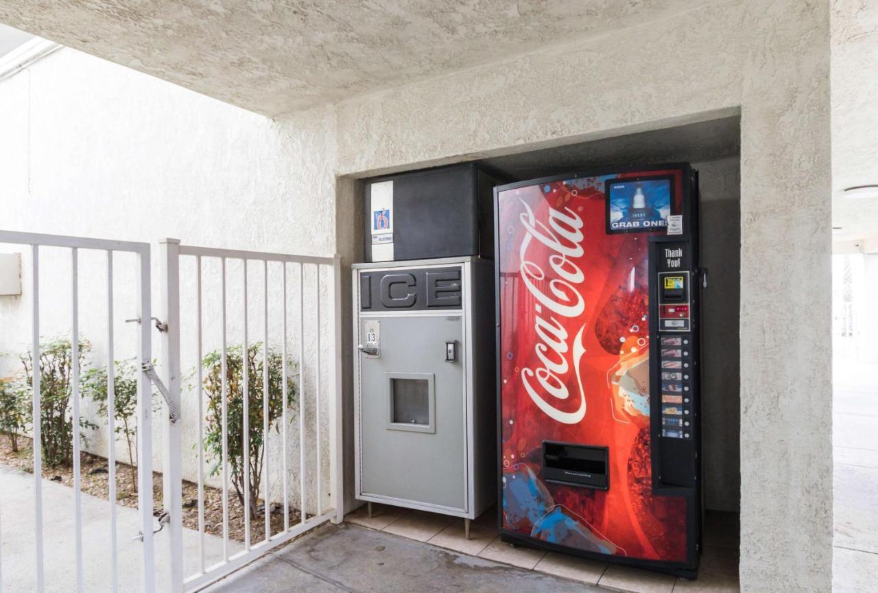 Motel 6 Hemet Exterior foto