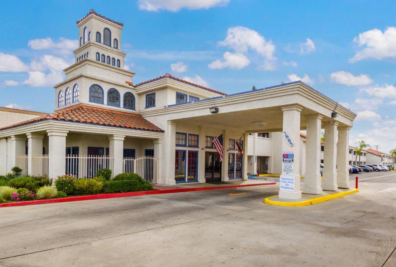 Motel 6 Hemet Exterior foto