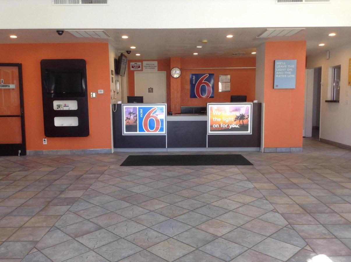 Motel 6 Hemet Exterior foto